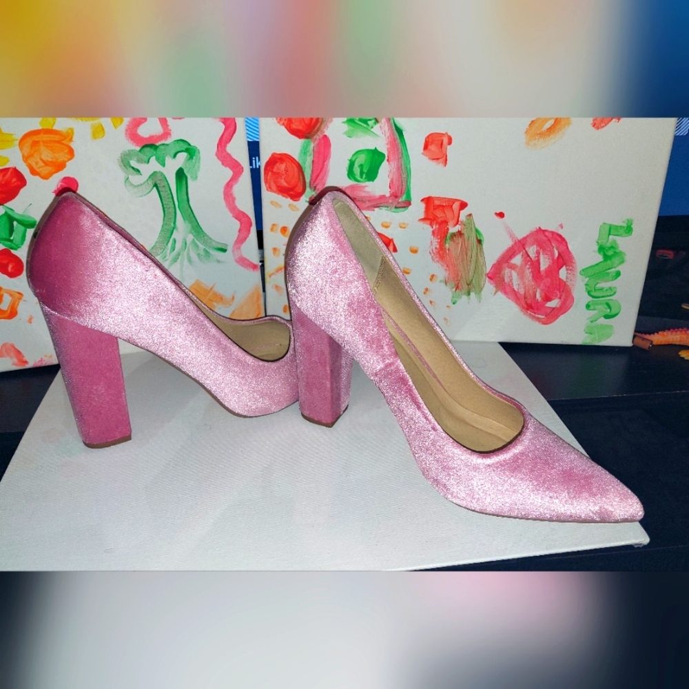 NOT JUST ANY PUMP Cotton Candy/Carnation Pink Sz 10 Block Heel Velveteen Velvet